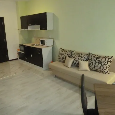 Парадайс Грийн Голямо Студио Aparthotel *